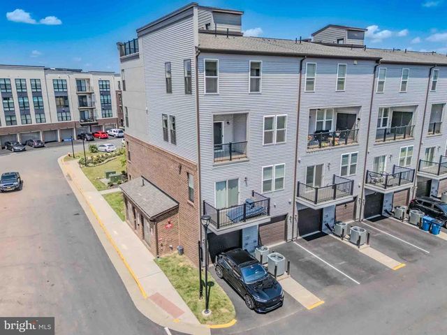 43730 TRANSIT SQ, Ashburn, VA 20147