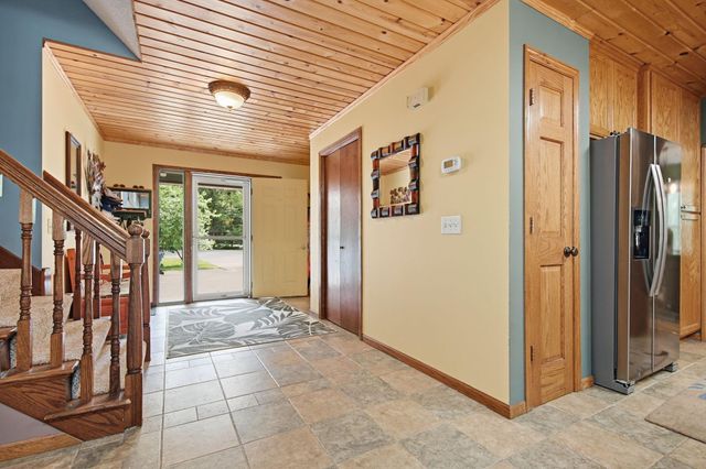 9439 Jewel Lane Court N, Forest Lake, MN 55025