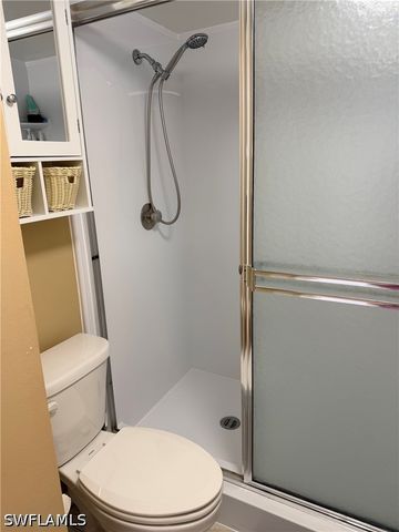 1660 Pine Valley DR 402, Fort Myers, FL 33907
