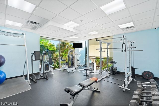 1660 Pine Valley DR 402, Fort Myers, FL 33907