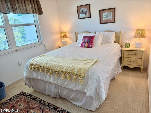 1660 Pine Valley DR 402, Fort Myers, FL 33907