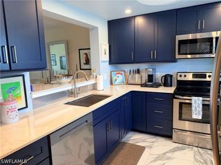 1660 Pine Valley DR 402, Fort Myers, FL 33907