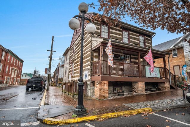 3 S MAIN STREET, Mercersburg, PA 17236
