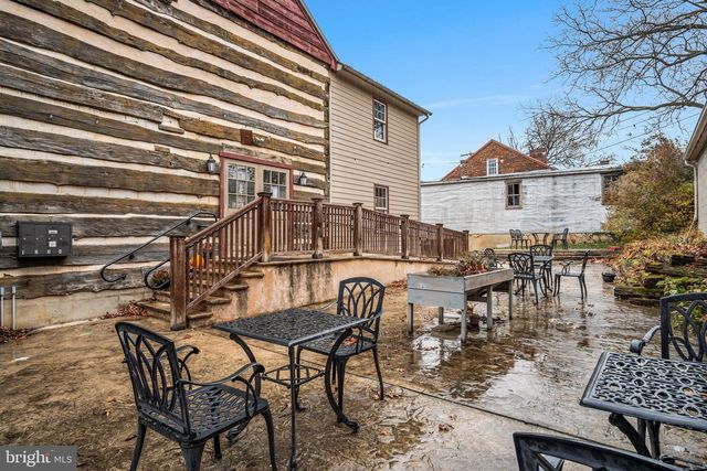 3 S MAIN STREET, Mercersburg, PA 17236