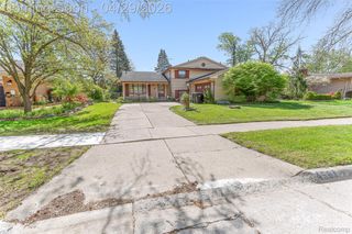 4581 Parkside Boulevard, Allen Park, MI 48101