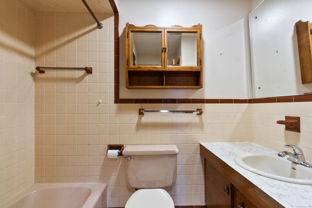 1 Indian Hill Lane, New Fairfield, CT 06812