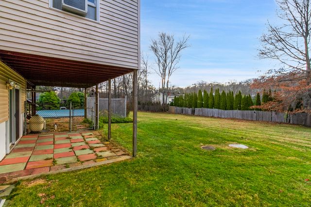 1 Indian Hill Lane, New Fairfield, CT 06812