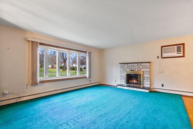 1 Indian Hill Lane, New Fairfield, CT 06812