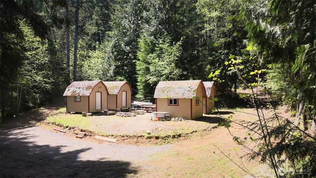 650 W Cushman Ridge Drive, Hoodsport, WA 98548