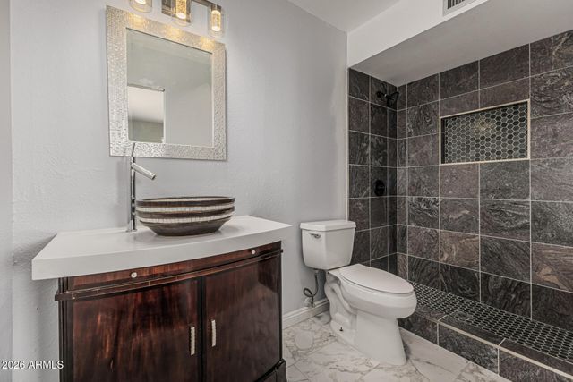 6009 E BOISE Street, Mesa, AZ 85205