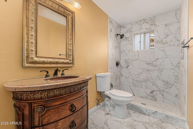 6009 E BOISE Street, Mesa, AZ 85205