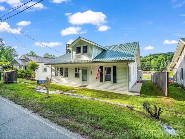 202 Boys Camp Road, Lake Lure, NC 28746