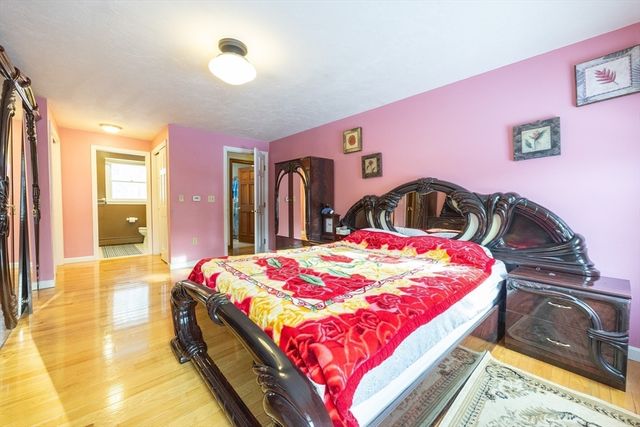 11 Quail Run Rd, Bellingham, MA 02019