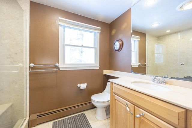 11 Quail Run Rd, Bellingham, MA 02019