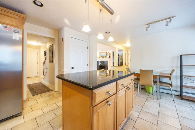 11 Quail Run Rd, Bellingham, MA 02019