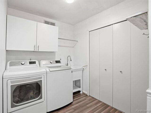 26450 Beamer Street, Harrison Twp, MI 48045