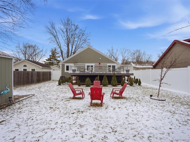 26450 Beamer Street, Harrison Twp, MI 48045