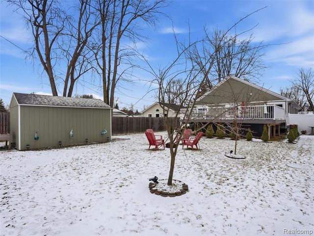 26450 Beamer Street, Harrison Twp, MI 48045