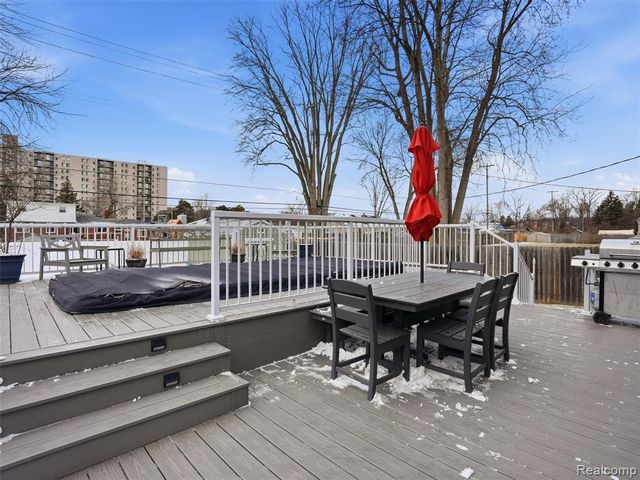 26450 Beamer Street, Harrison Twp, MI 48045