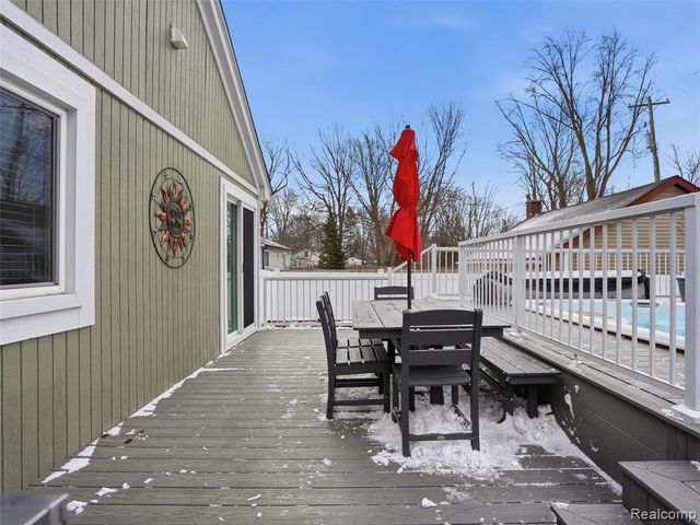 26450 Beamer Street, Harrison Twp, MI 48045