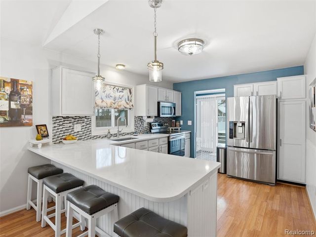 26450 Beamer Street, Harrison Twp, MI 48045