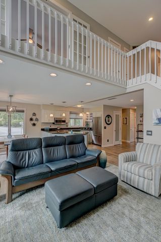 479 Mariner Drive, Bayport, MN 55003