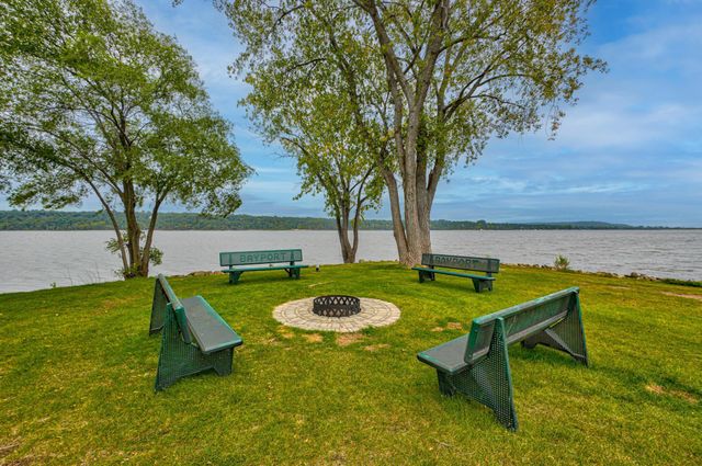 479 Mariner Drive, Bayport, MN 55003