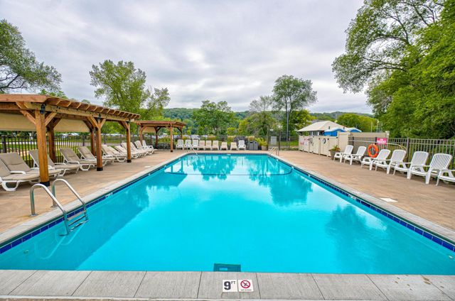 479 Mariner Drive, Bayport, MN 55003