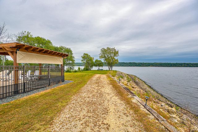 479 Mariner Drive, Bayport, MN 55003