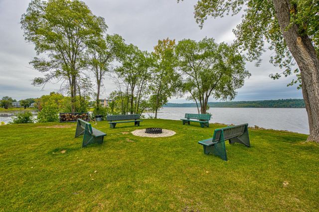 479 Mariner Drive, Bayport, MN 55003