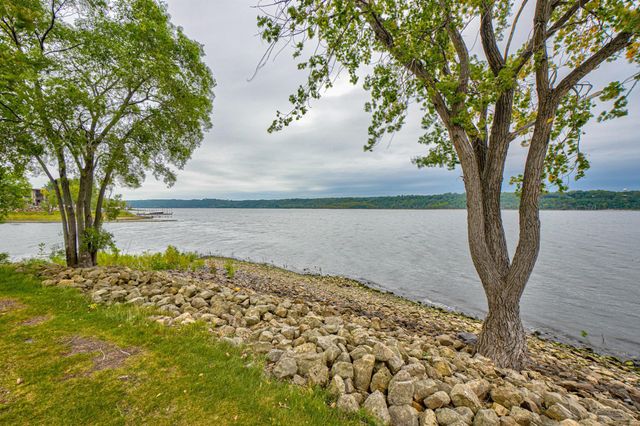 479 Mariner Drive, Bayport, MN 55003