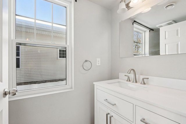 415 Oakland AVENUE, Waukesha, WI 53186