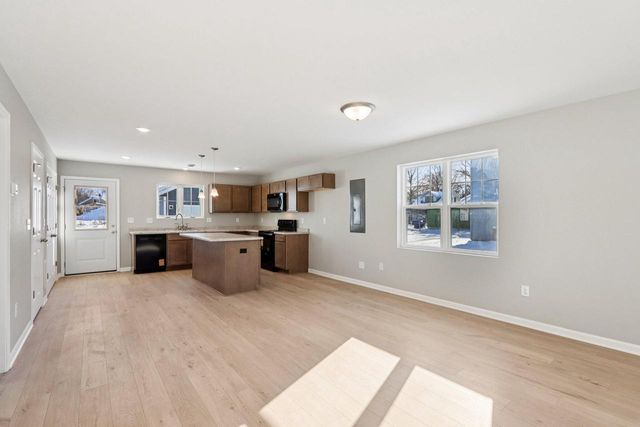 415 Oakland AVENUE, Waukesha, WI 53186