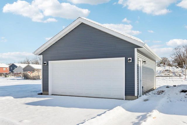 415 Oakland AVENUE, Waukesha, WI 53186