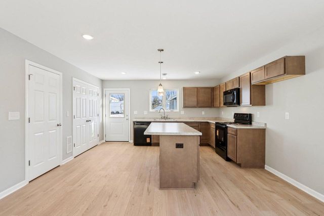 415 Oakland AVENUE, Waukesha, WI 53186