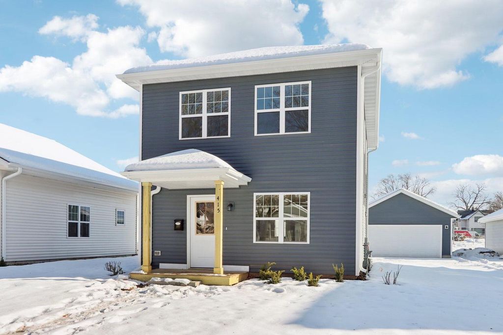415 Oakland AVENUE, Waukesha, WI 53186