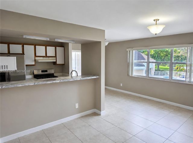 15320 SW 106th Ter 1117, Miami, FL 33196