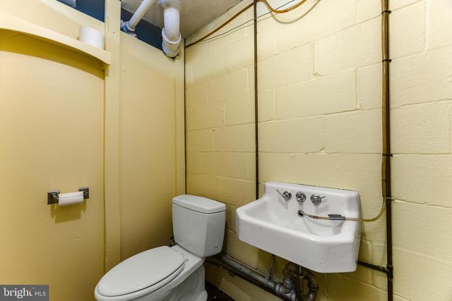 1417 GLENDALE RD, Baltimore, MD 21239