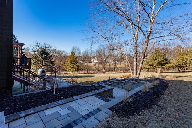 4205 Quail Court, West Des Moines, IA 50265