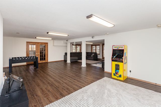 4205 Quail Court, West Des Moines, IA 50265