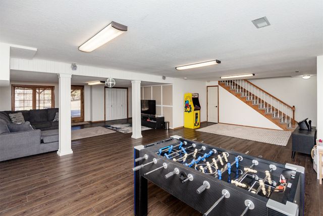 4205 Quail Court, West Des Moines, IA 50265