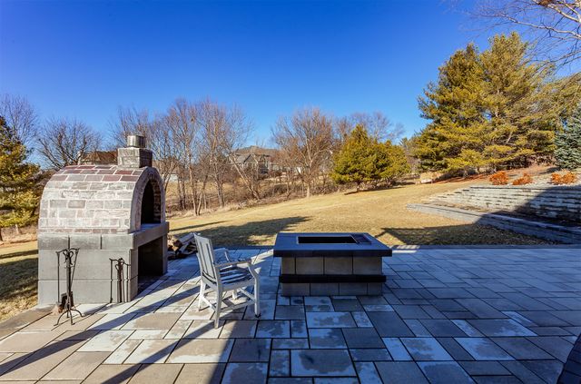 4205 Quail Court, West Des Moines, IA 50265