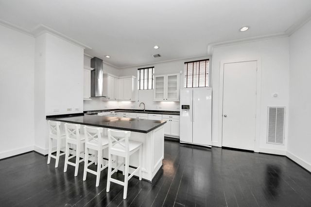 1014 Montrose Boulevard G, Houston, TX 77019