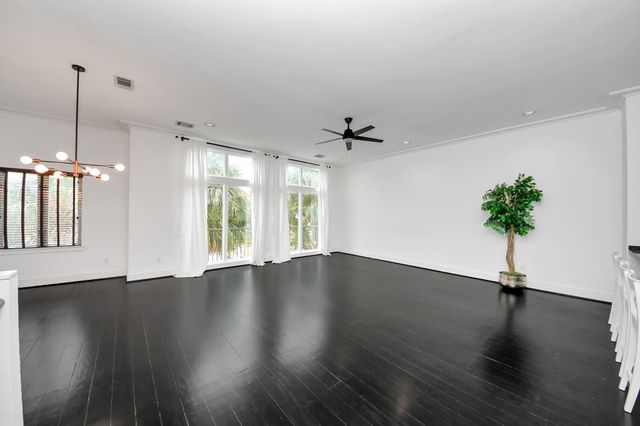 1014 Montrose Boulevard G, Houston, TX 77019