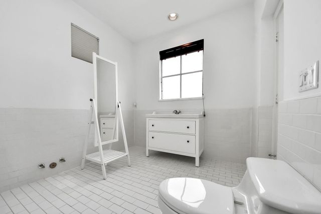 1014 Montrose Boulevard G, Houston, TX 77019