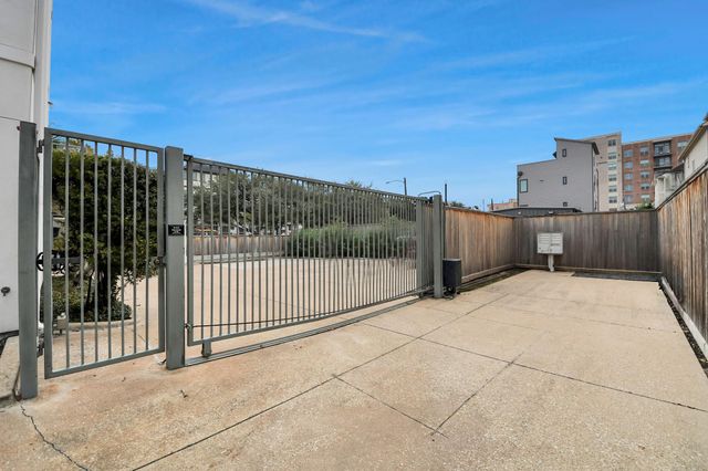 1014 Montrose Boulevard G, Houston, TX 77019