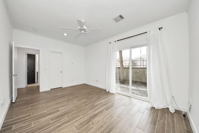 1014 Montrose Boulevard G, Houston, TX 77019