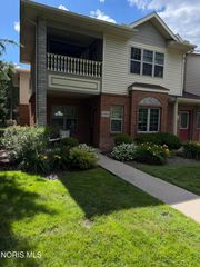 1964 Devinci Drive, Toledo, OH 43615