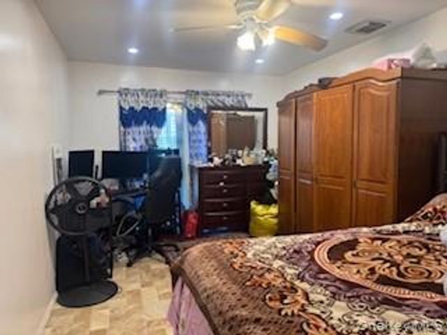 12 Hilton Court, Hicksville, NY 11801