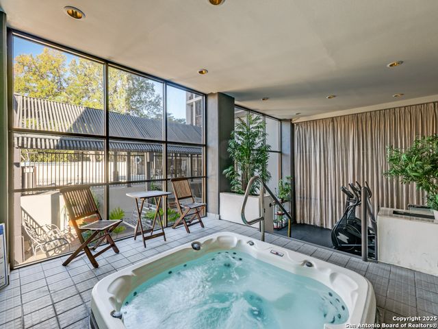 7701 Wurzbach Rd Apt 807, San Antonio, TX 78229